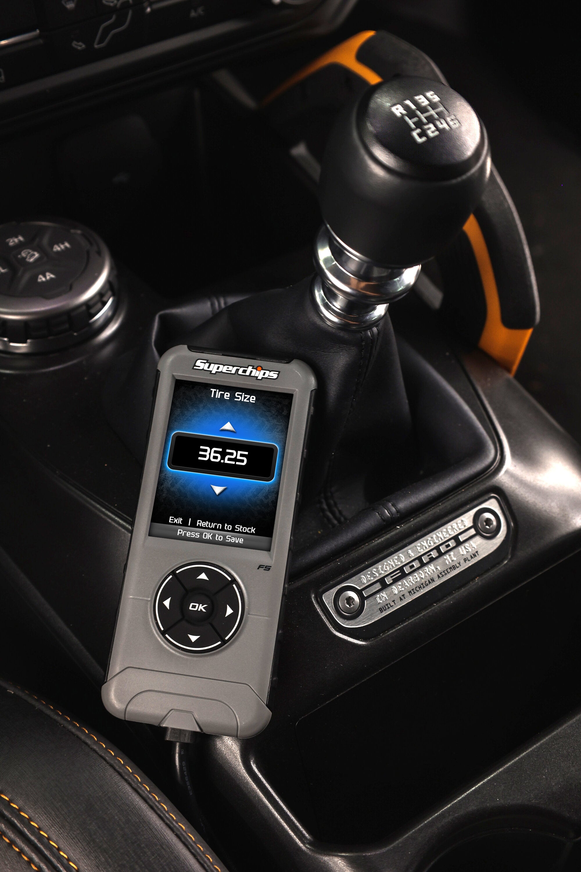 Flashcal-Bronco_Tire Size.jpg